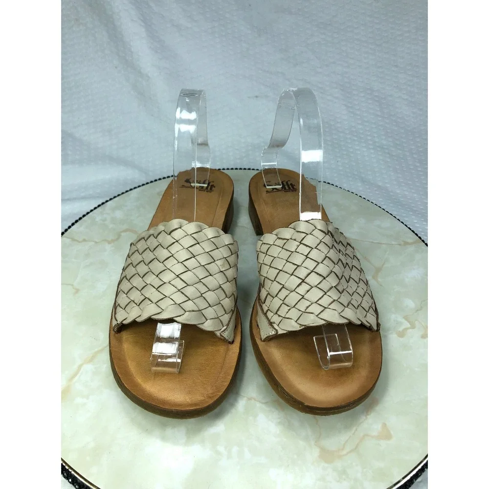 Sofft Woven Leather Open Toe Slide Sandals Womens 9.5 Cream Summer Comfy Flats